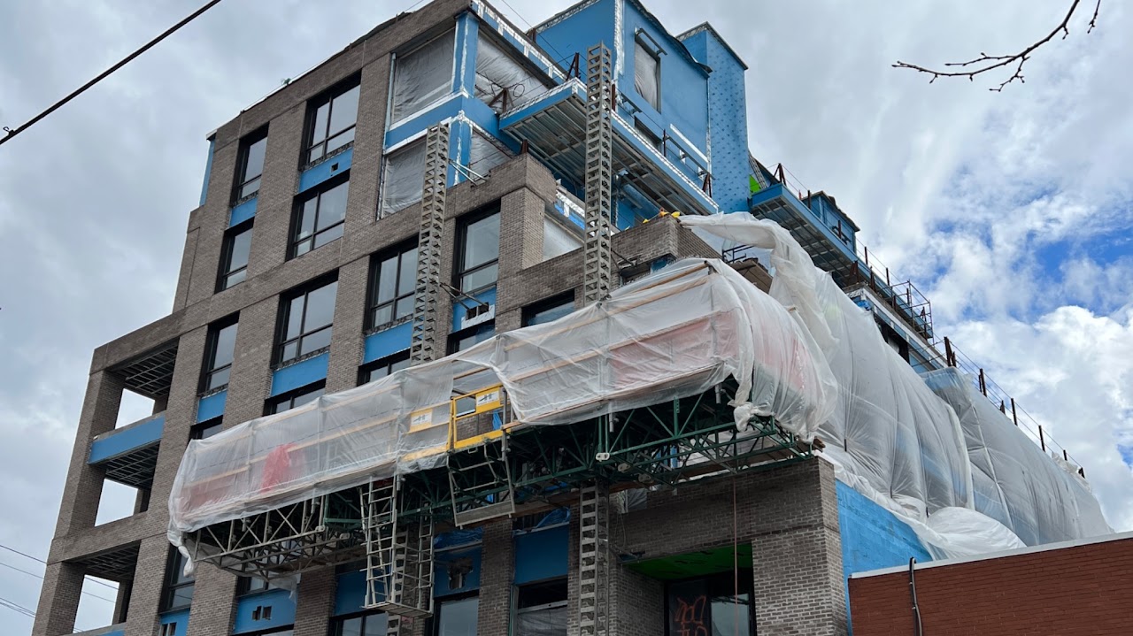 New Construction: Six-Story Multifamily